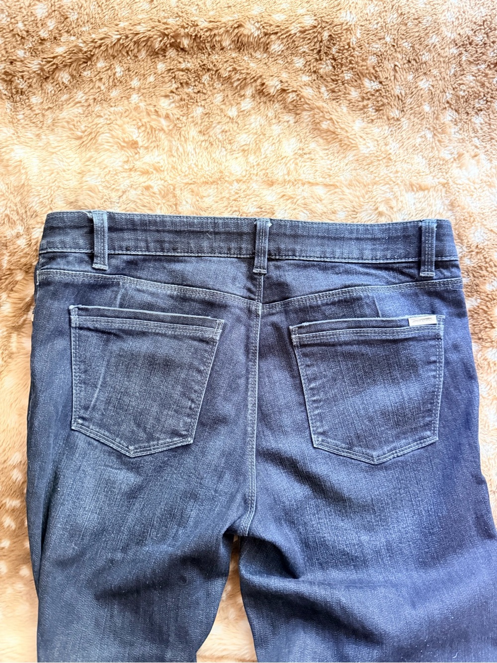 6 White House Black Market Dark Wash Distressed Straight Crop Jeans - Picture 6 of 7